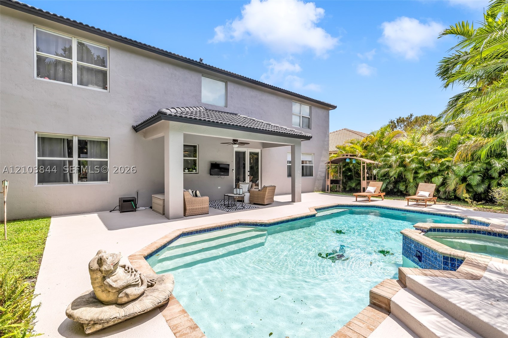 3767 W Gardenia Ave, Weston FL 33332