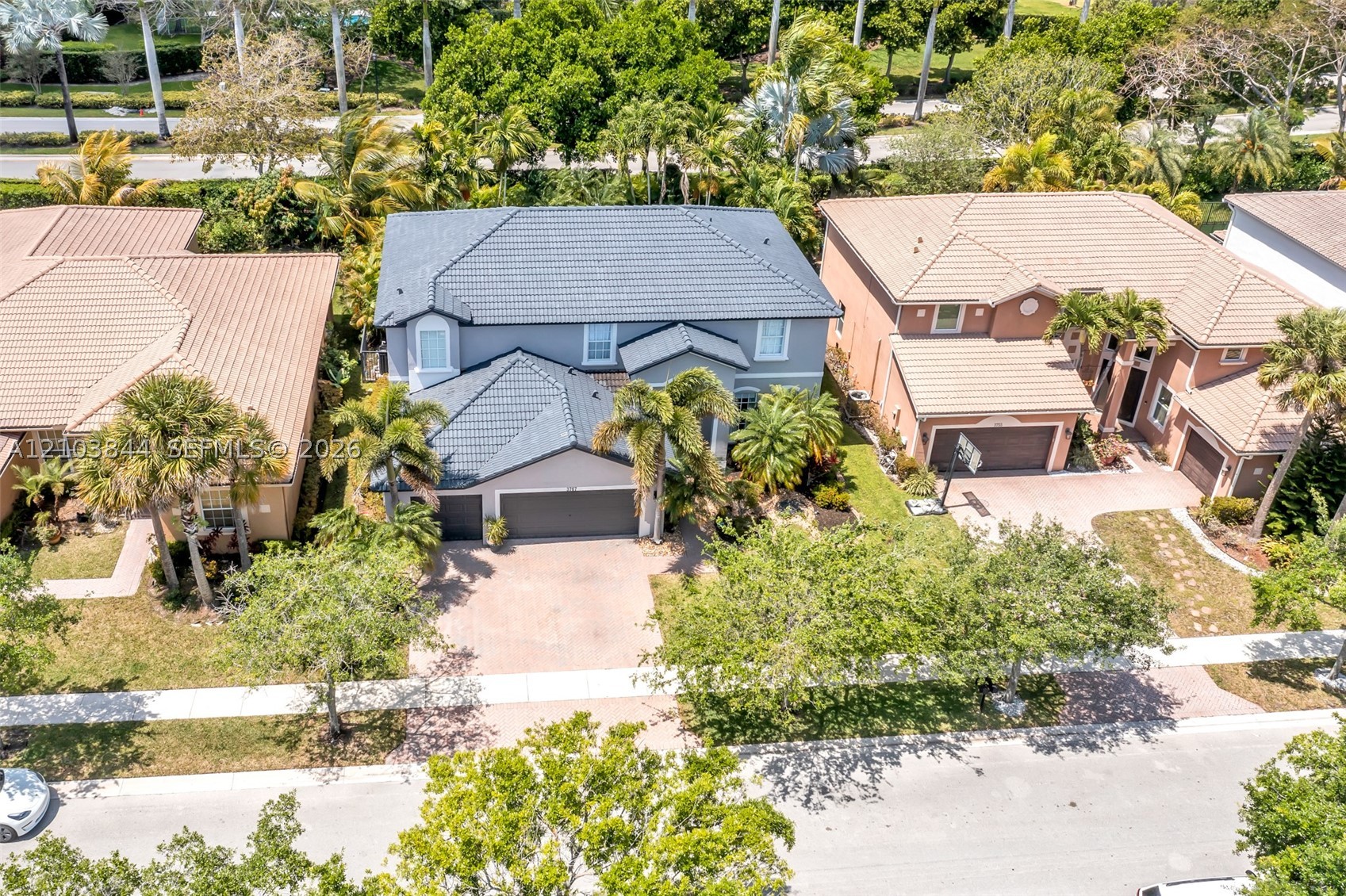 3767 W Gardenia Ave, Weston FL 33332
