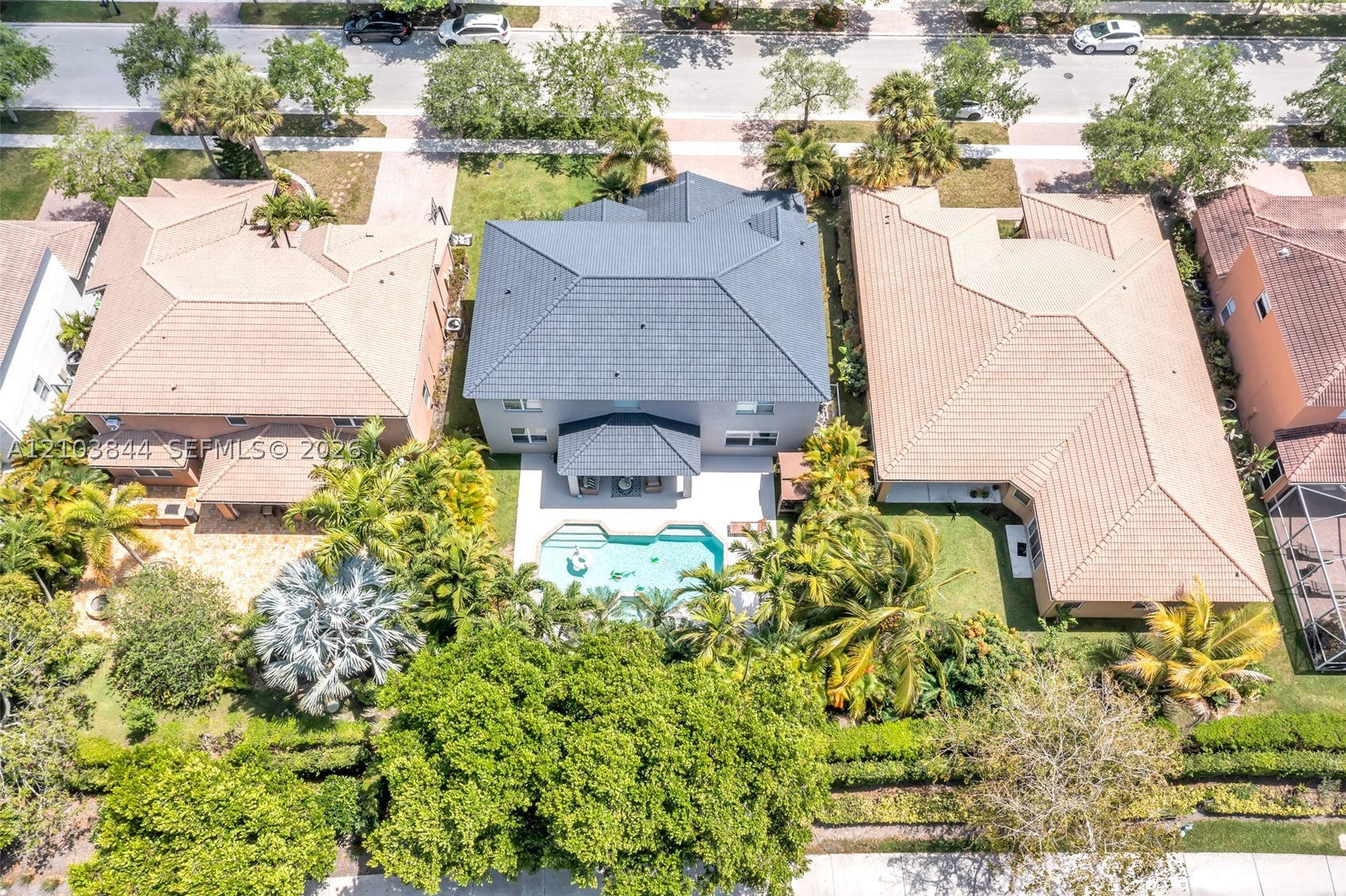 3767 W Gardenia Ave, Weston FL 33332