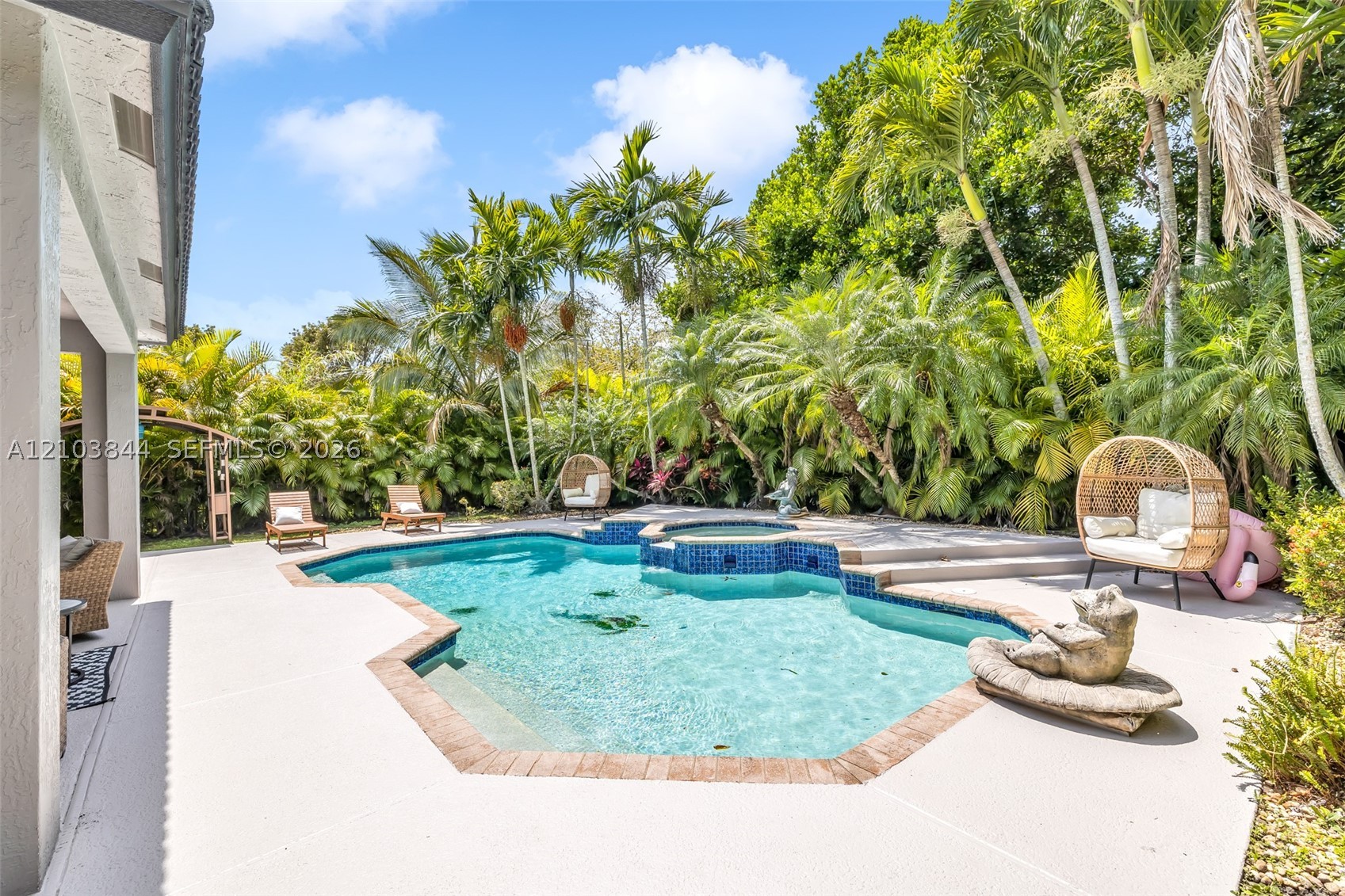 3767 W Gardenia Ave, Weston FL 33332