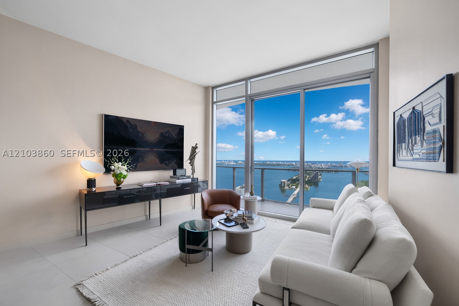 1400 Biscayne Boulevard #4902, Miami FL 33132
