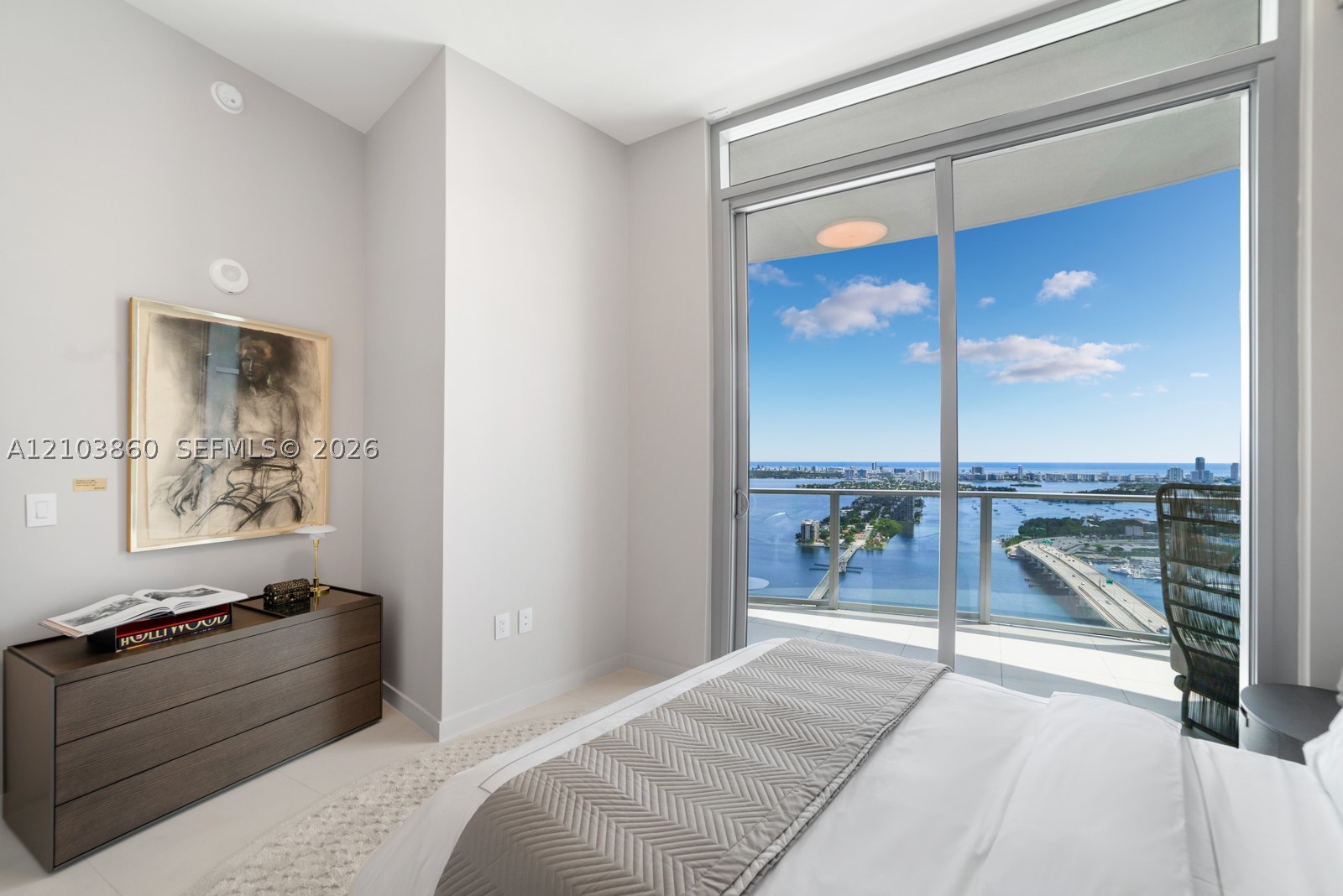1400 Biscayne Boulevard #4902, Miami FL 33132