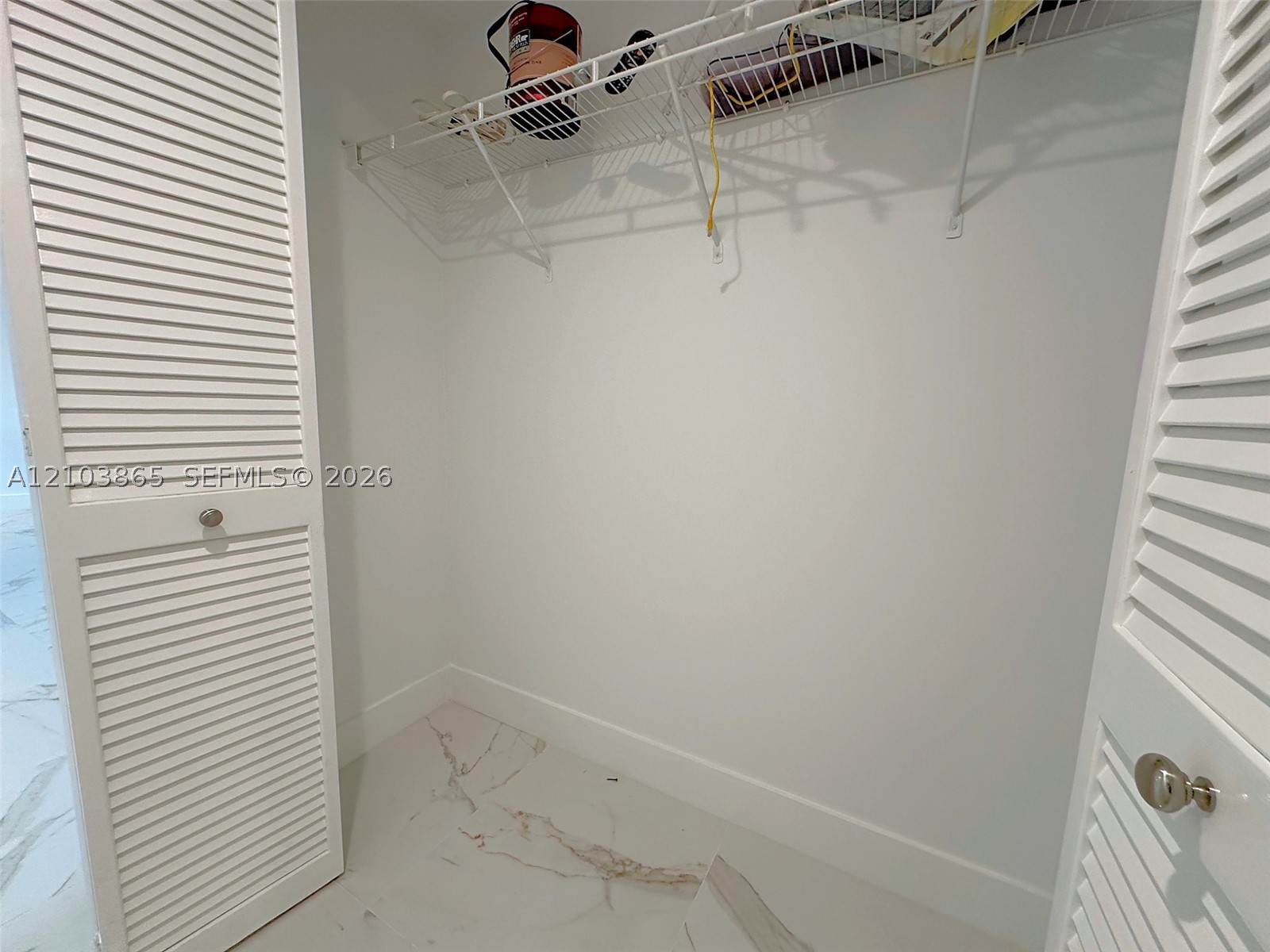 19501 W Country Club Dr #406, Aventura FL 33180