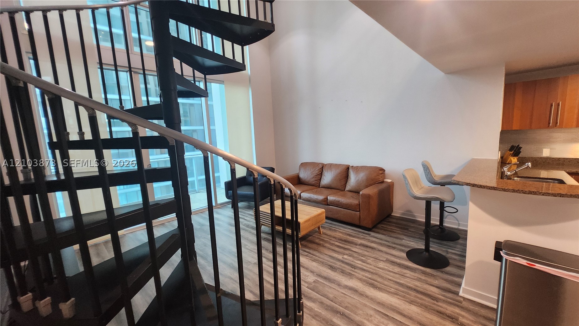 300 S Biscayne Blvd #L-808, Miami FL 33131