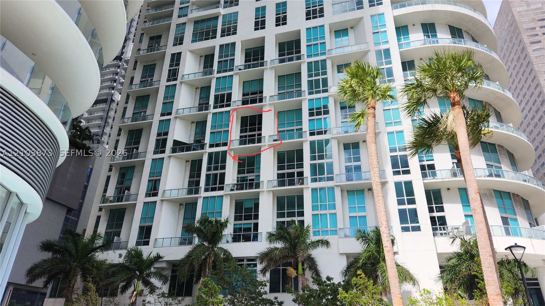 300 S Biscayne Blvd #L-808, Miami FL 33131