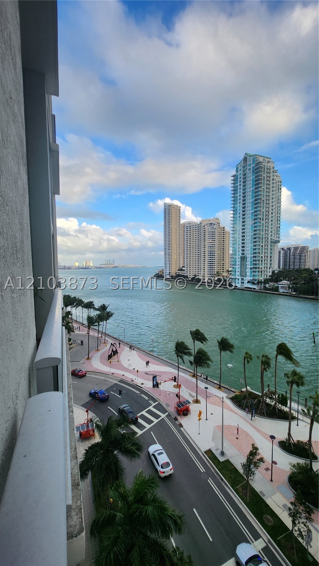300 S Biscayne Blvd #L-808, Miami FL 33131