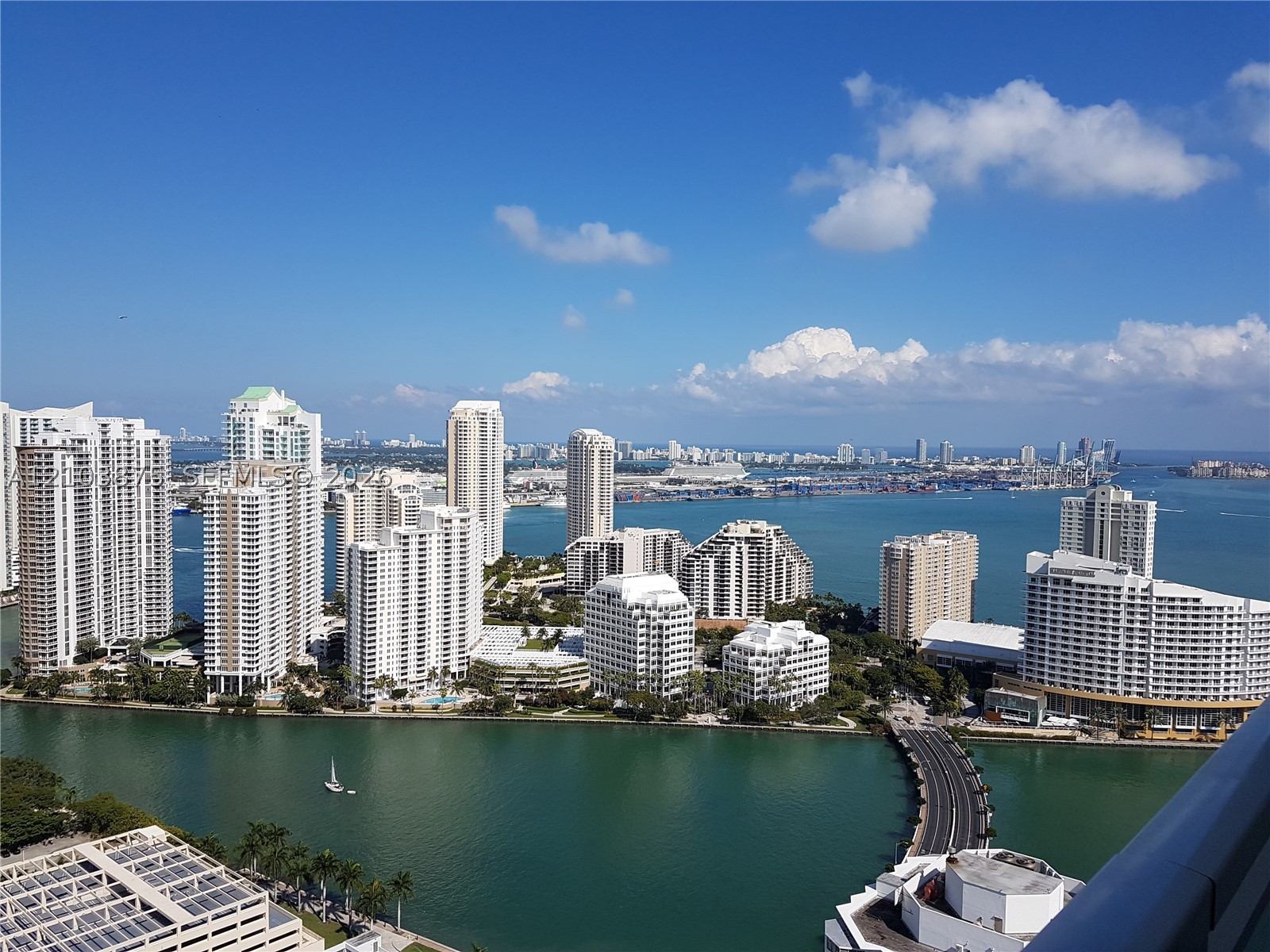 950 Brickell Bay Dr #4008, Miami FL 33131