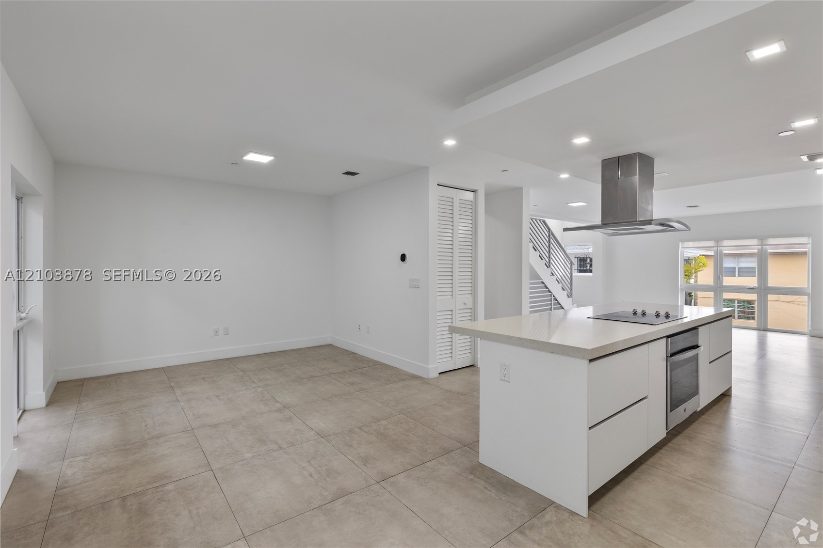 434 SW 10th St #b, Miami FL 33130