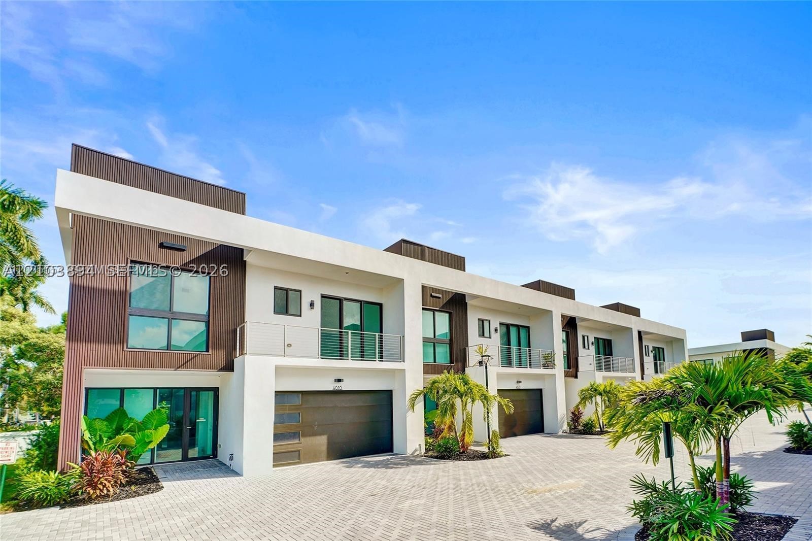 4648 SW 32 ND AVE #B-3, Dania Beach FL 33312