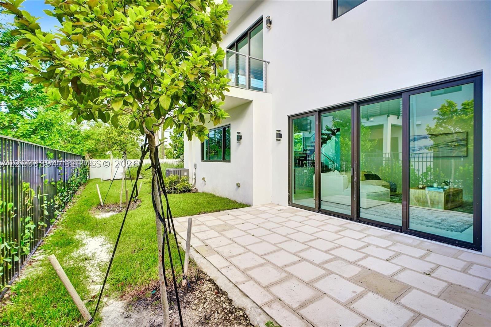 4648 SW 32 ND AVE #B-3, Dania Beach FL 33312