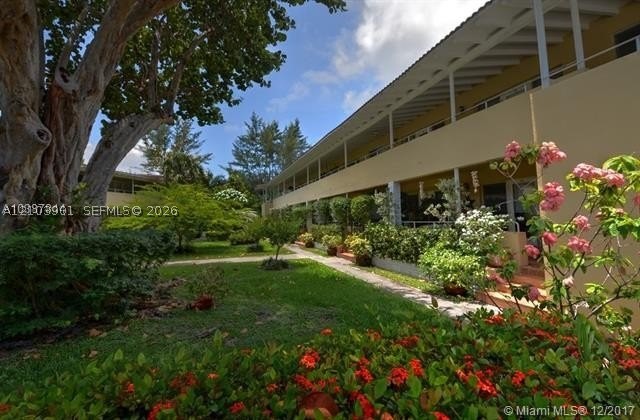 30 Park Dr #12-B, Bal Harbour FL 33154