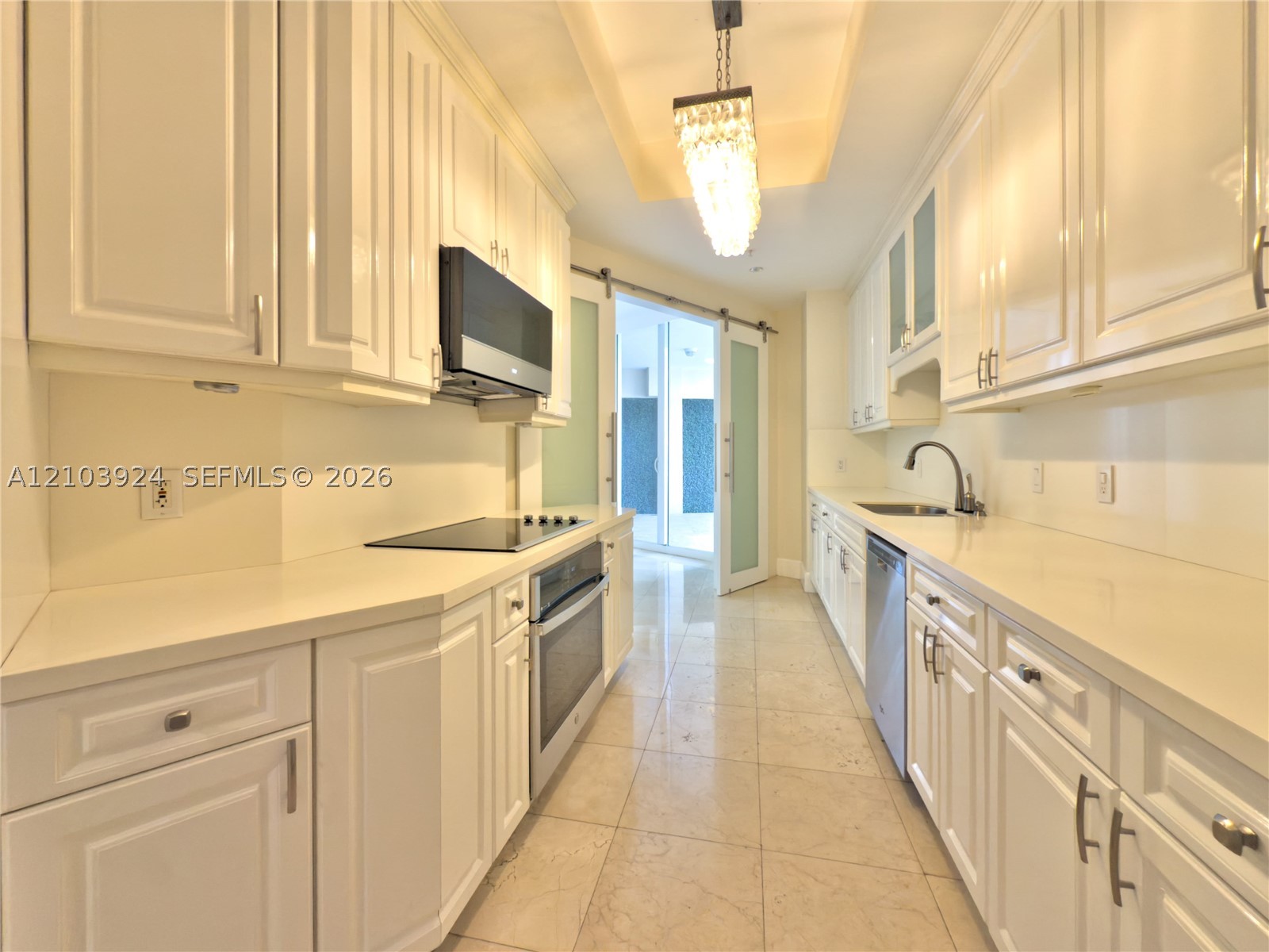 848 Brickell Key Dr #306, Miami FL 33131