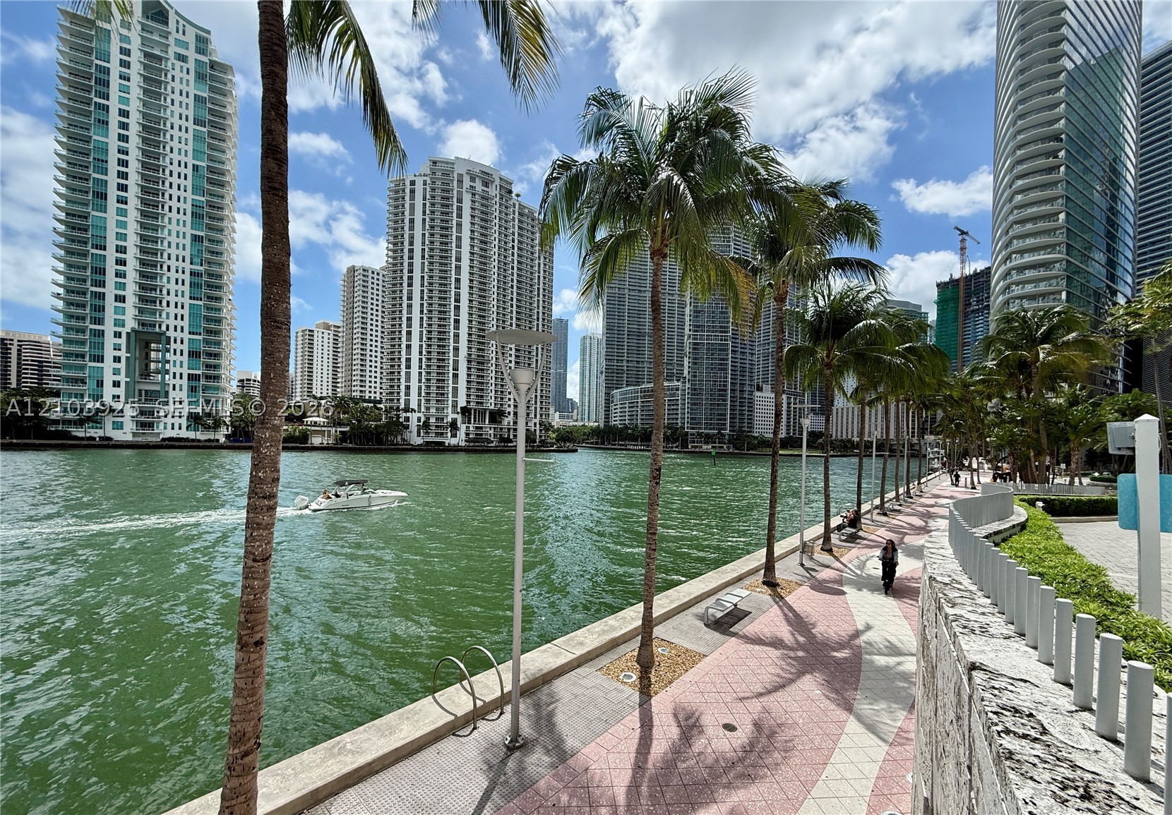 335 S Biscayne Blvd #2512, Miami FL 33131