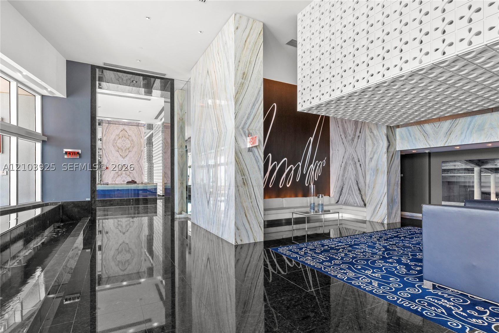 335 S Biscayne Blvd #2512, Miami FL 33131