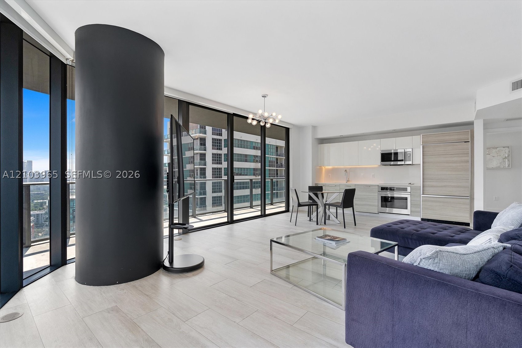 121 NE 34th St #2904, Miami FL 33137