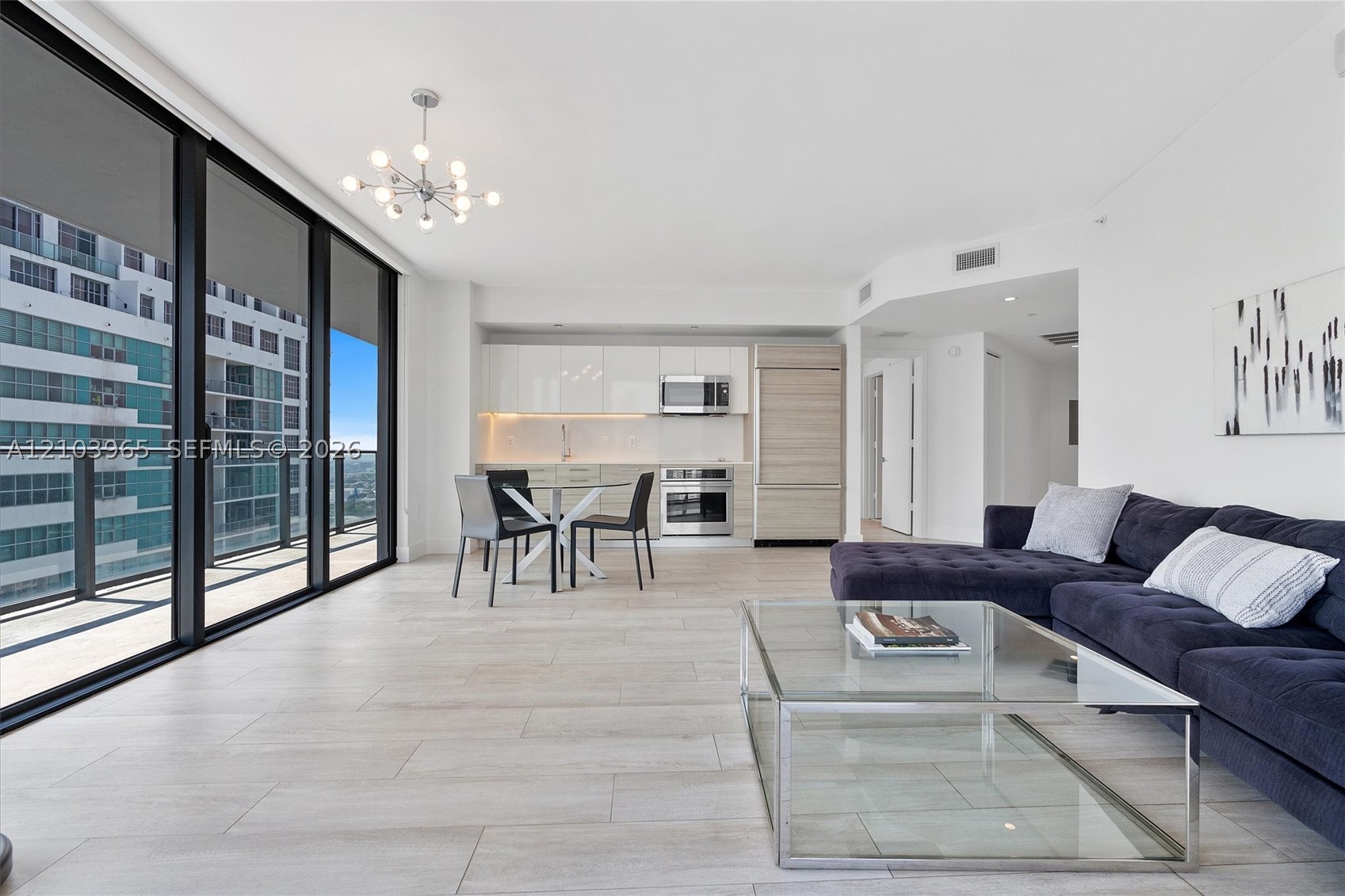 121 NE 34th St #2904, Miami FL 33137