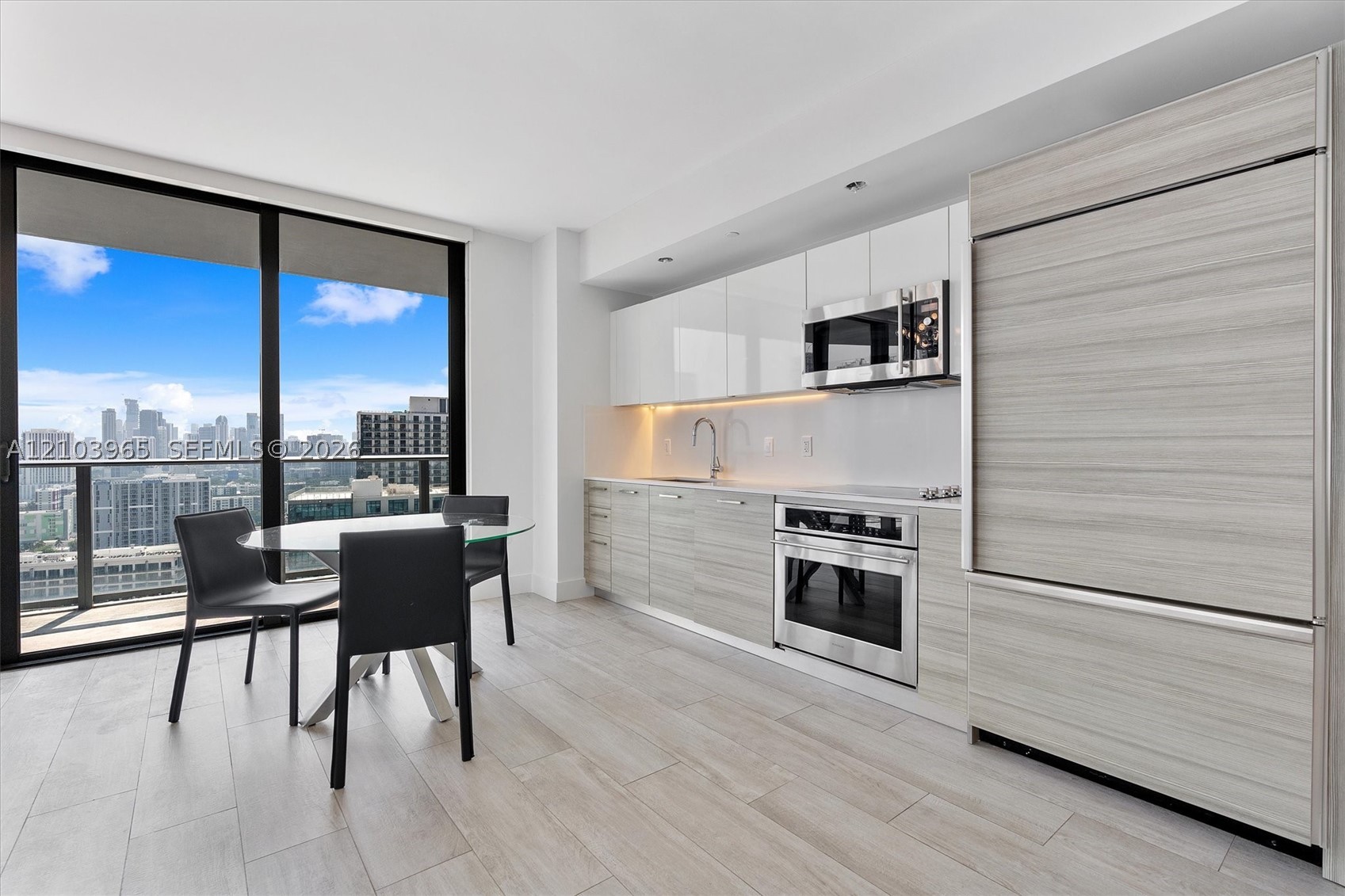 121 NE 34th St #2904, Miami FL 33137