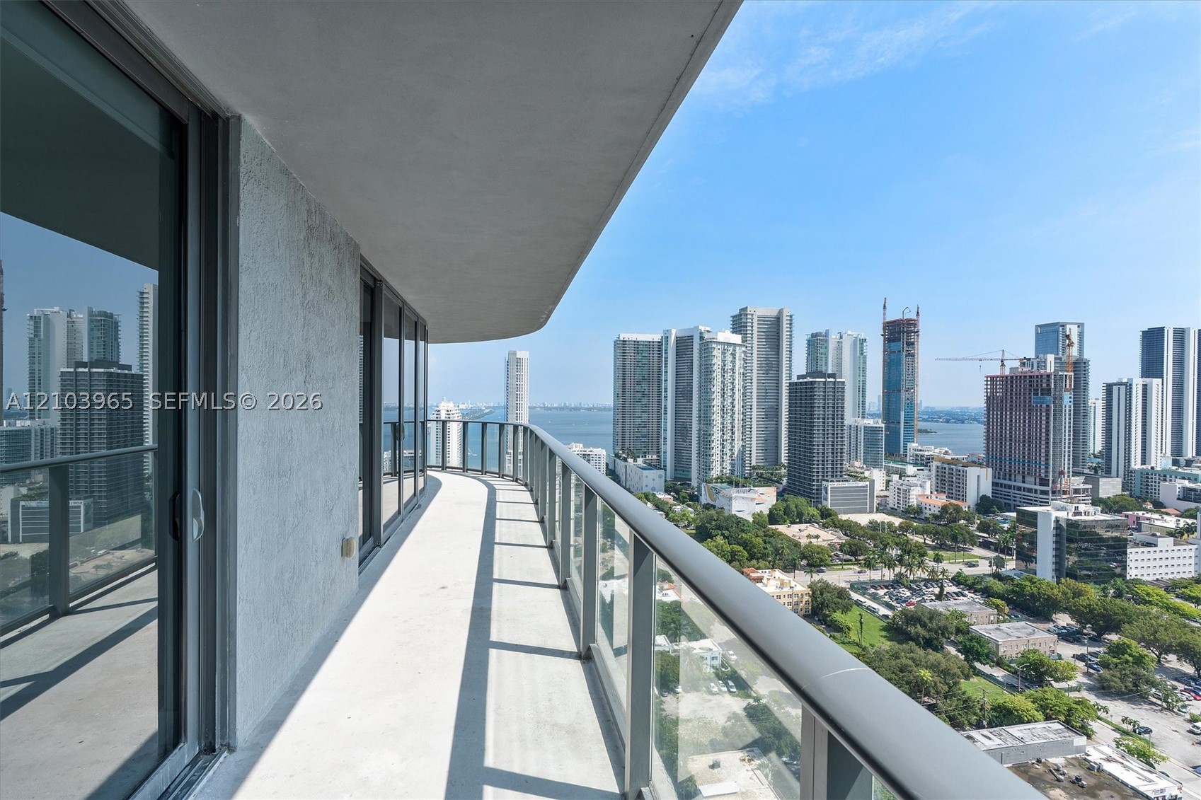 121 NE 34th St #2904, Miami FL 33137