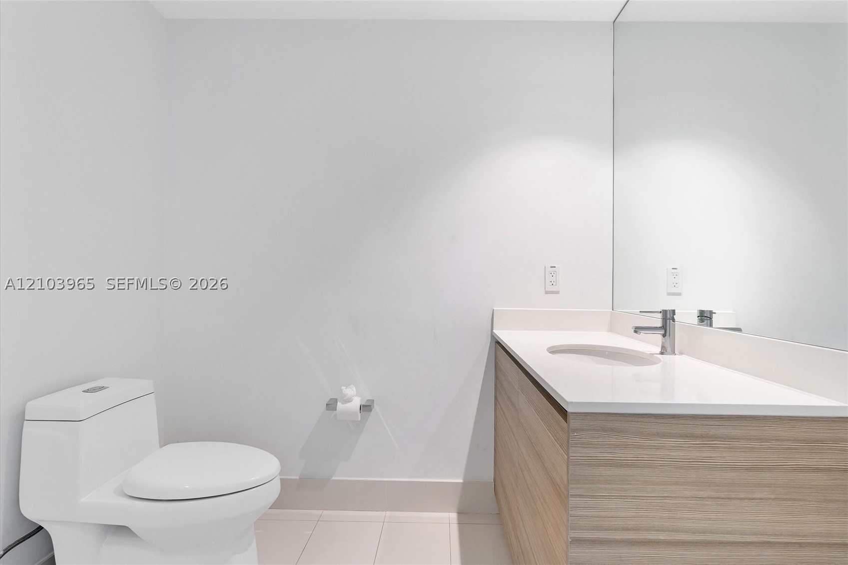 121 NE 34th St #2904, Miami FL 33137