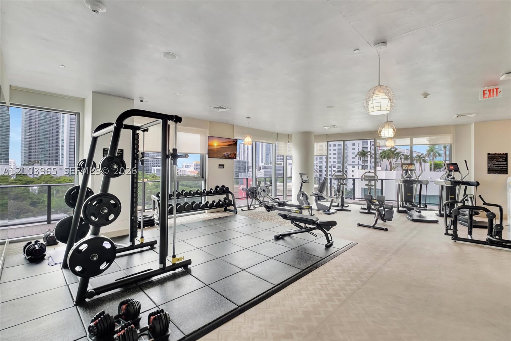121 NE 34th St #2904, Miami FL 33137