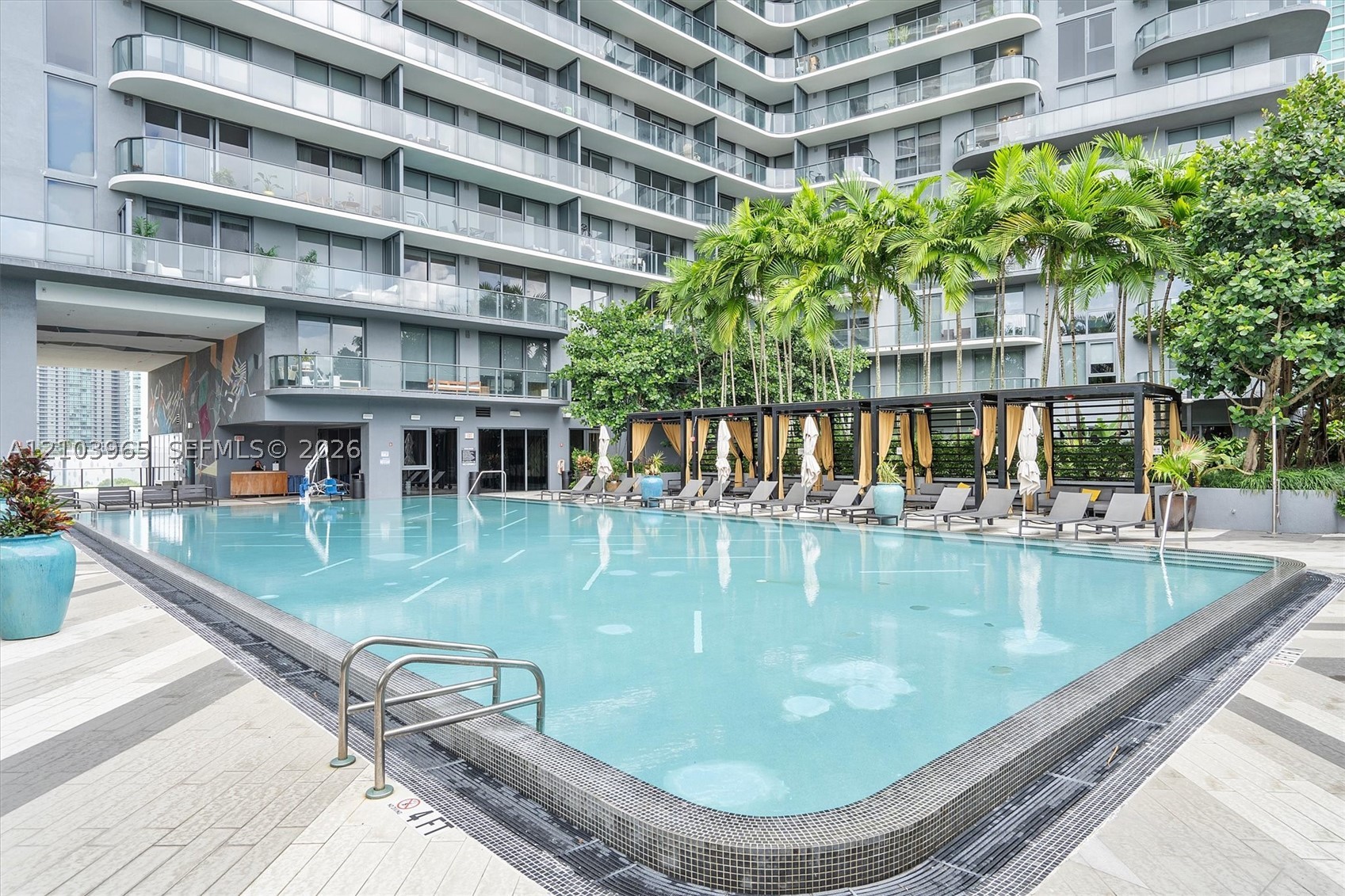 121 NE 34th St #2904, Miami FL 33137
