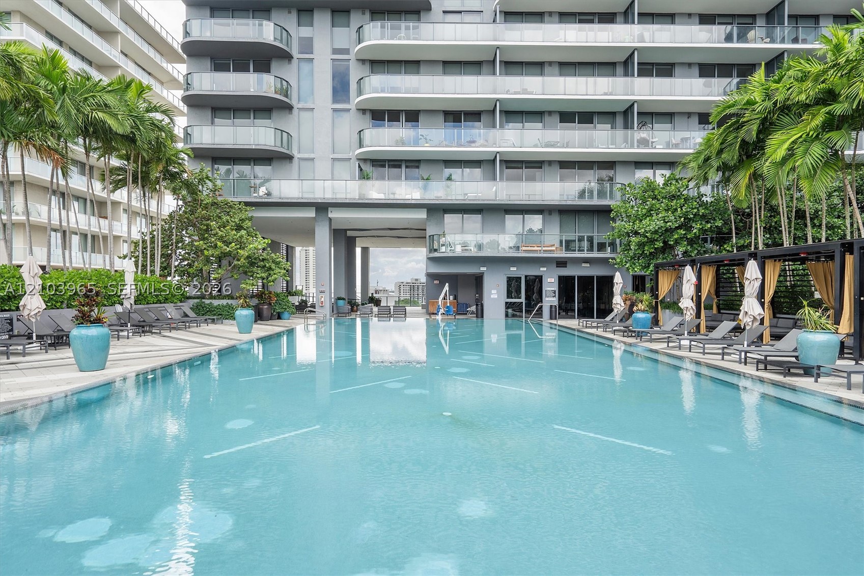 121 NE 34th St #2904, Miami FL 33137