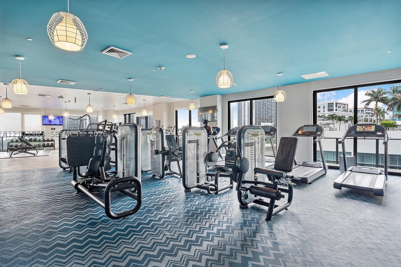 121 NE 34th St #2904, Miami FL 33137