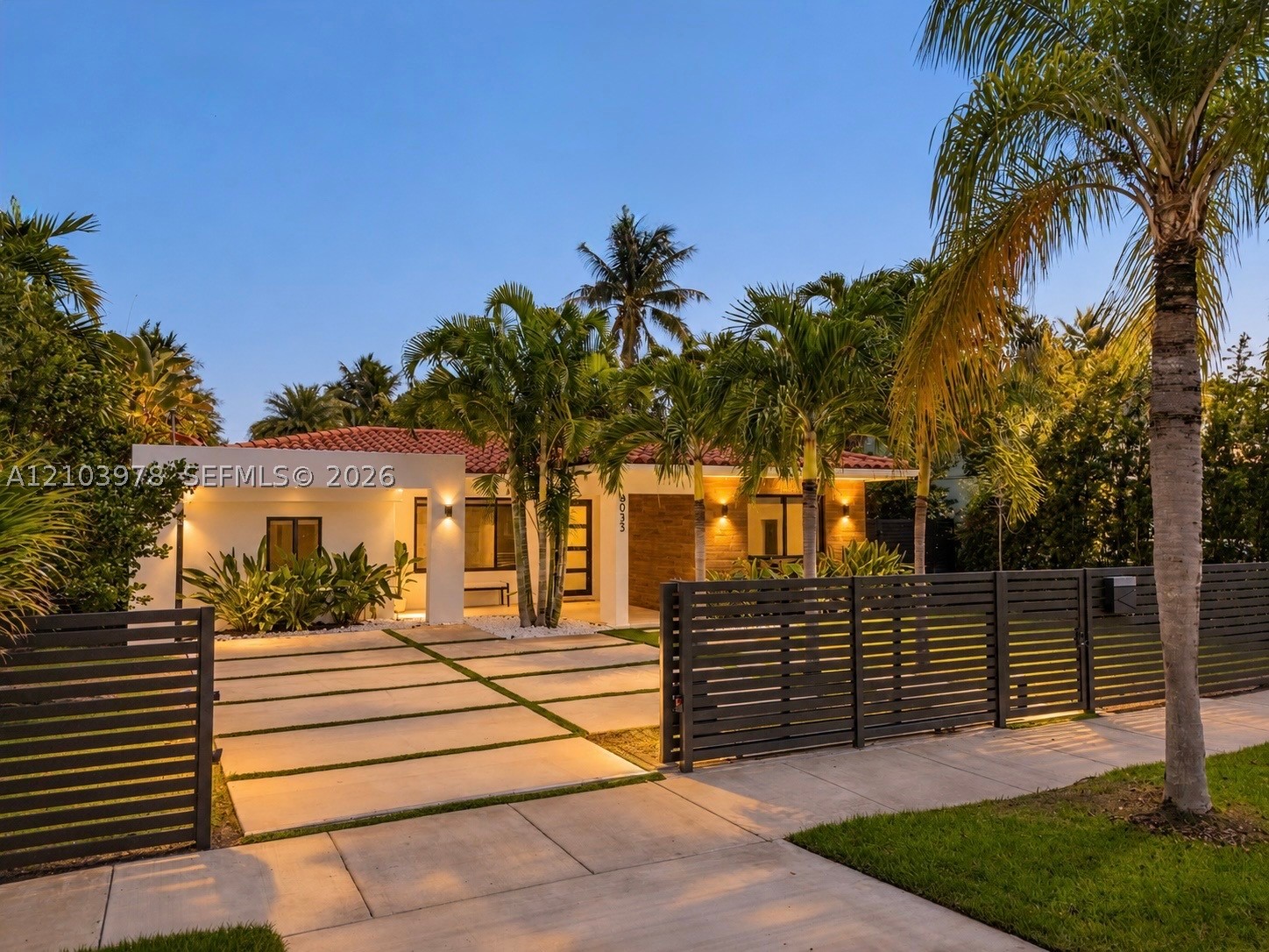 8033 Noremac Ave, Miami Beach FL 33141