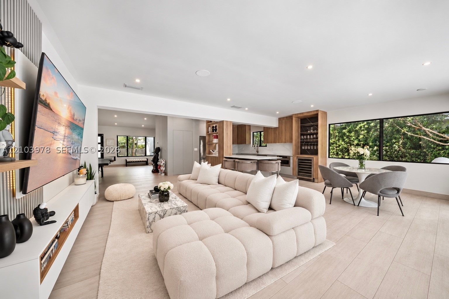 8033 Noremac Ave, Miami Beach FL 33141
