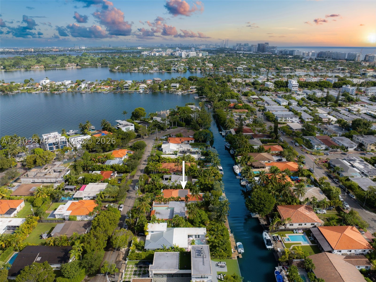 8033 Noremac Ave, Miami Beach FL 33141