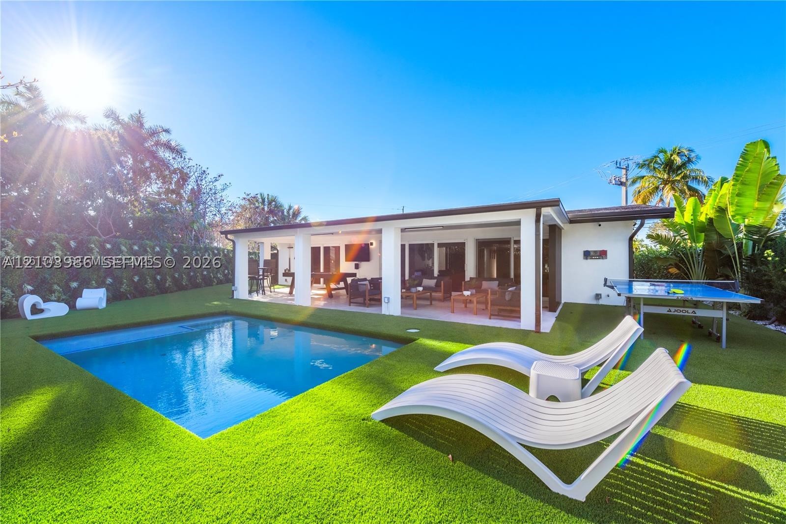 2406 Nassau Ln, Fort Lauderdale FL 33312
