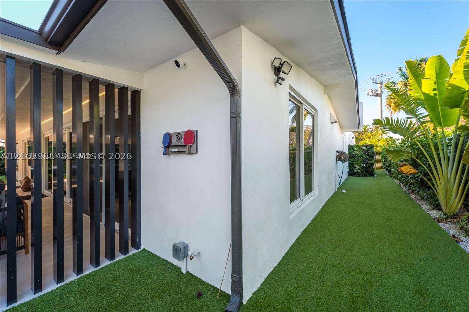 2406 Nassau Ln, Fort Lauderdale FL 33312