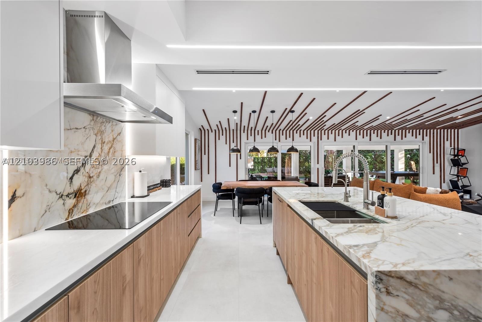2406 Nassau Ln, Fort Lauderdale FL 33312