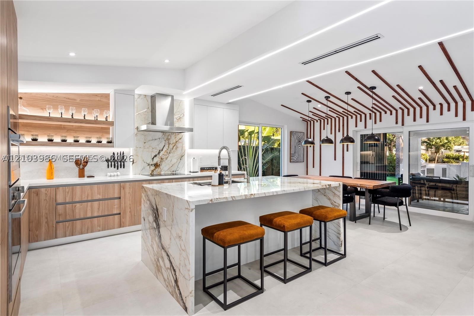 2406 Nassau Ln, Fort Lauderdale FL 33312