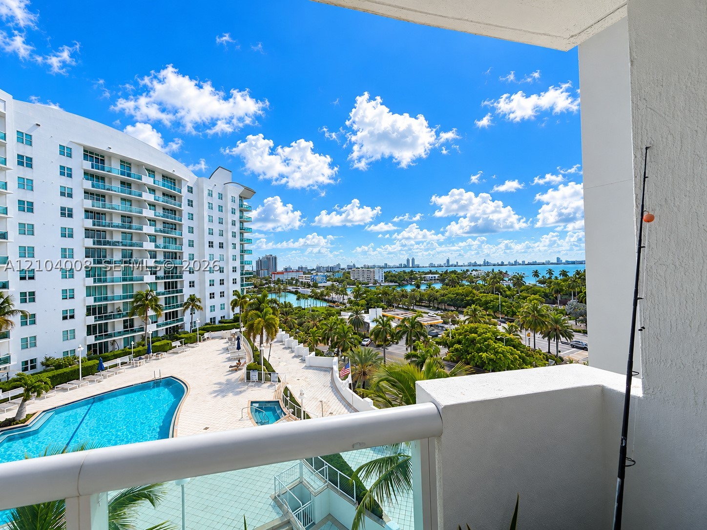 7900 Harbor Island Dr #923, North Bay Village FL 33141