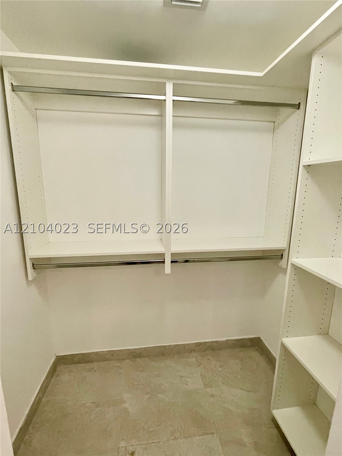 488 NE 18th St #2204, Miami FL 33132