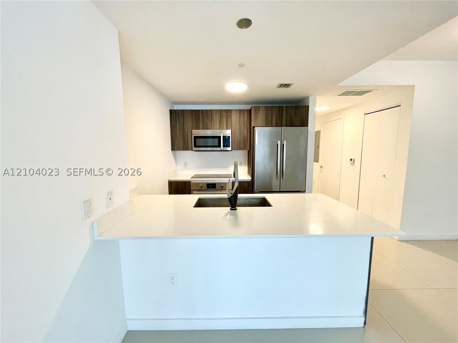 488 NE 18th St #2204, Miami FL 33132