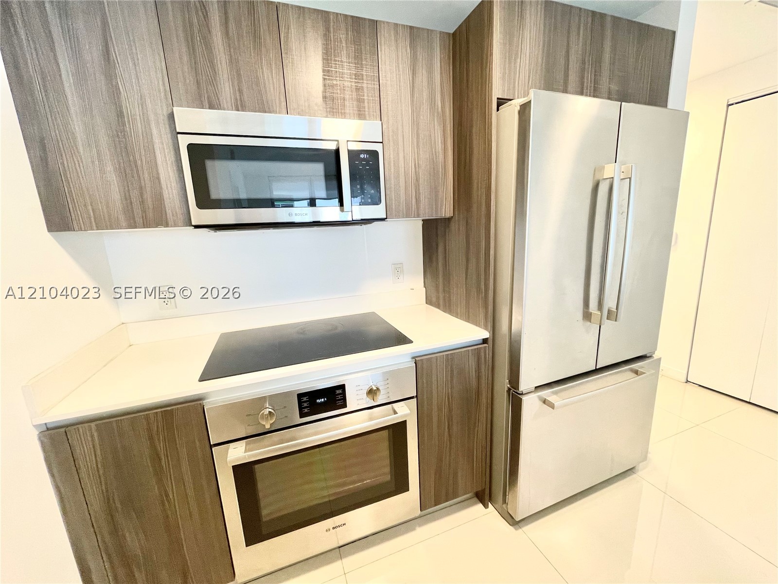 488 NE 18th St #2204, Miami FL 33132