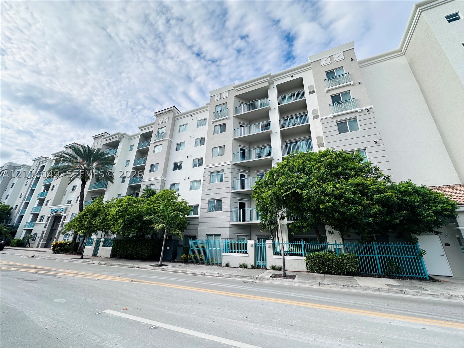 6001 SW 70th St #654, South Miami FL 33143