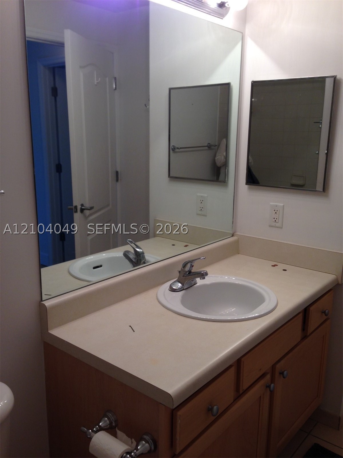 6001 SW 70th St #654, South Miami FL 33143