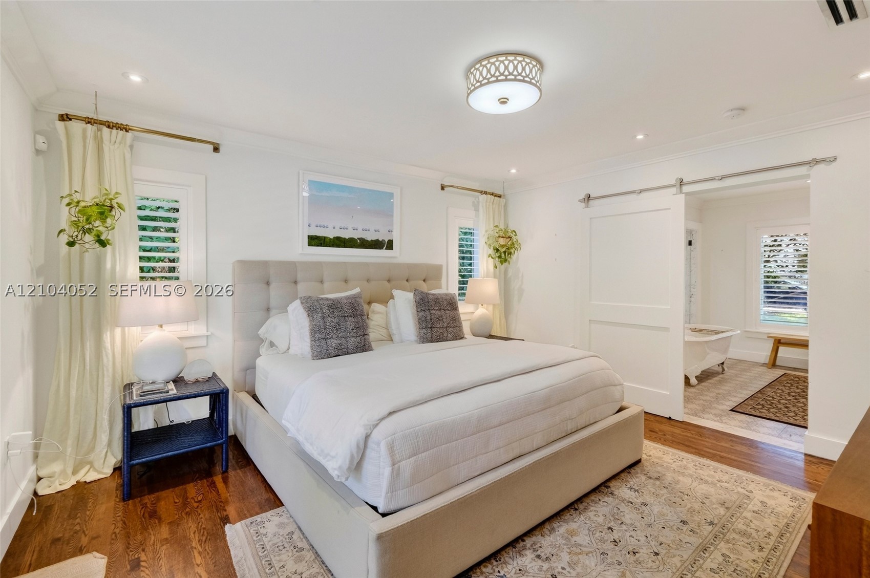 521 San Juan Dr, Coral Gables FL 33143