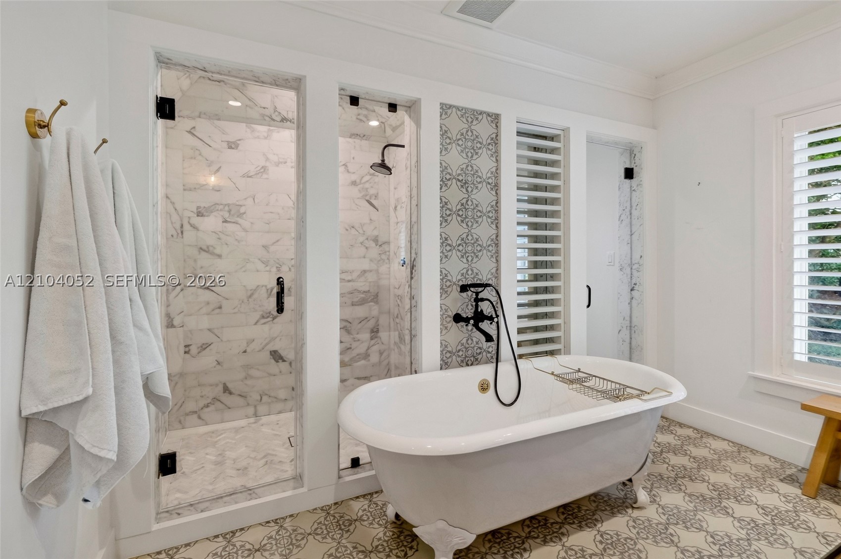 521 San Juan Dr, Coral Gables FL 33143
