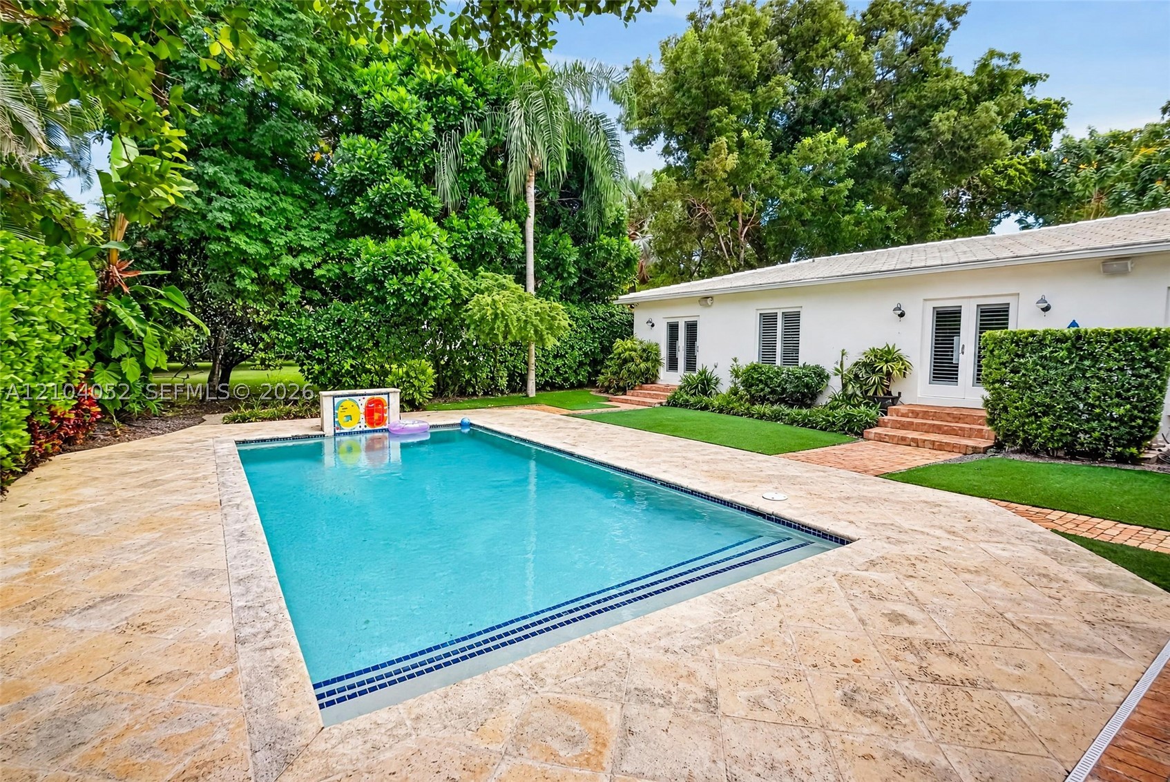 521 San Juan Dr, Coral Gables FL 33143