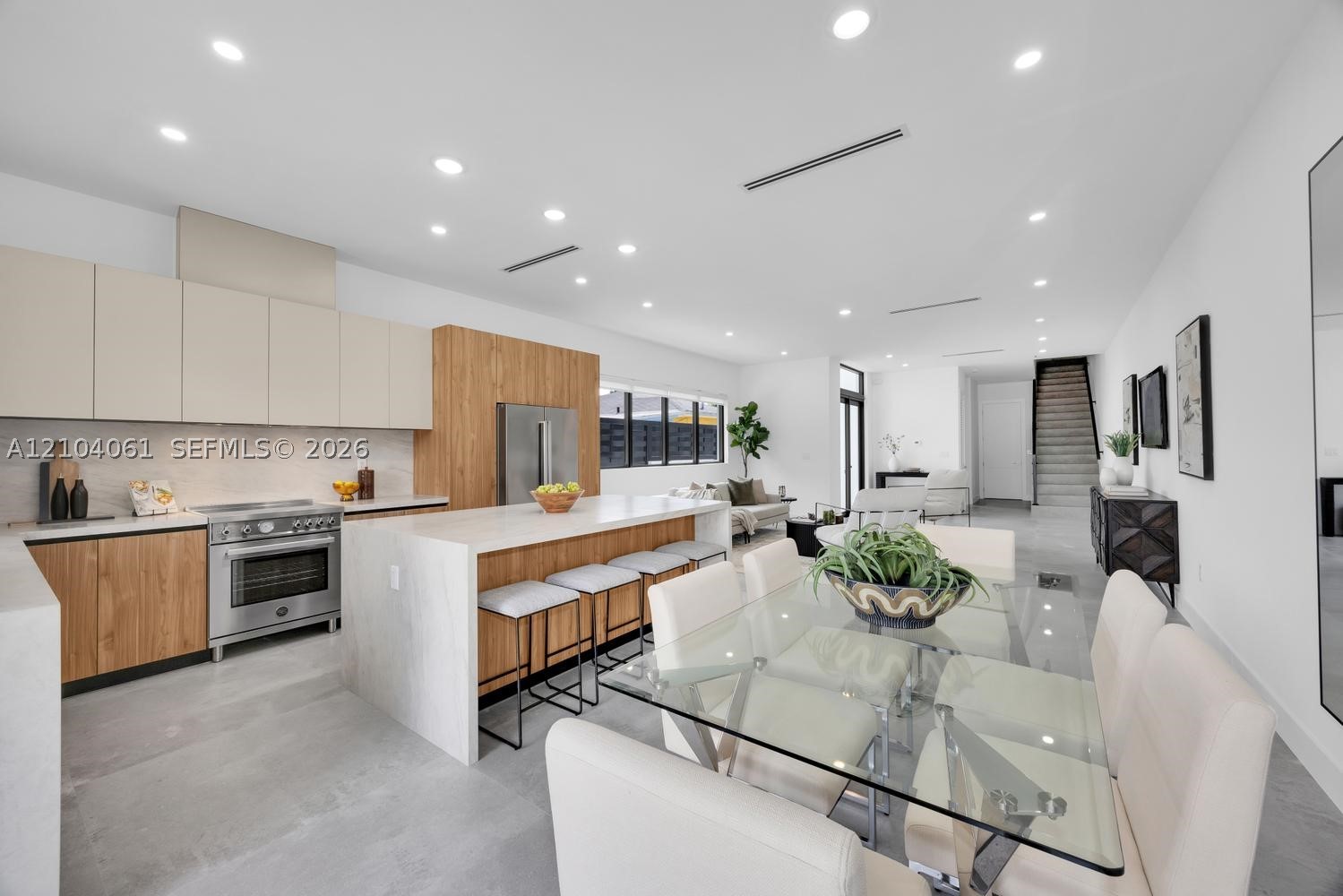 1767 NW 3 St, Miami FL 33125