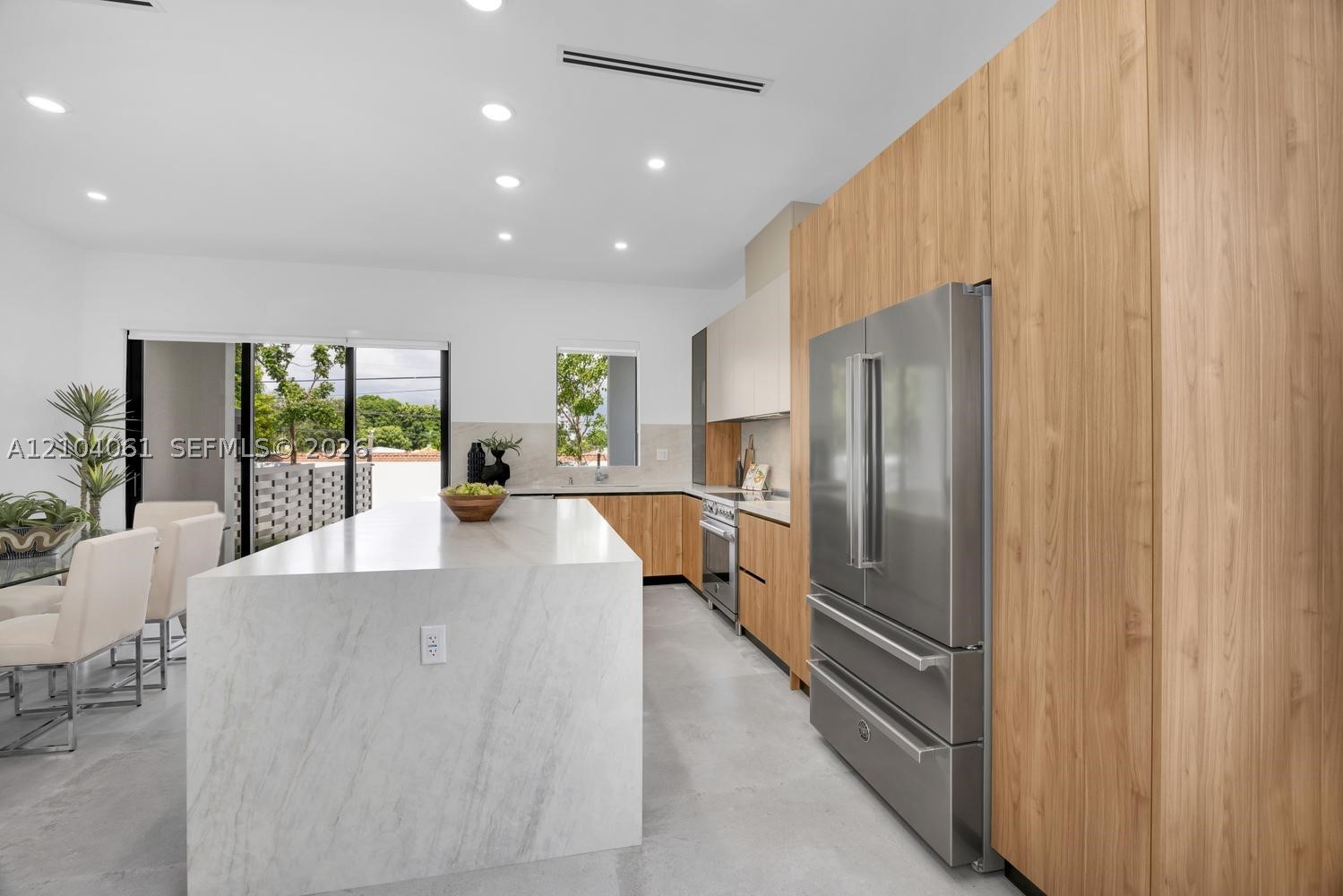 1767 NW 3 St, Miami FL 33125