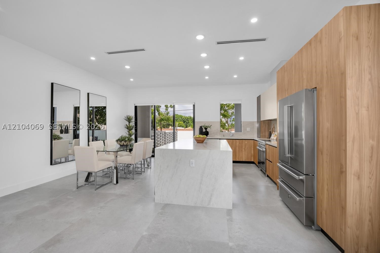 1771 NW 3 St, Miami FL 33125