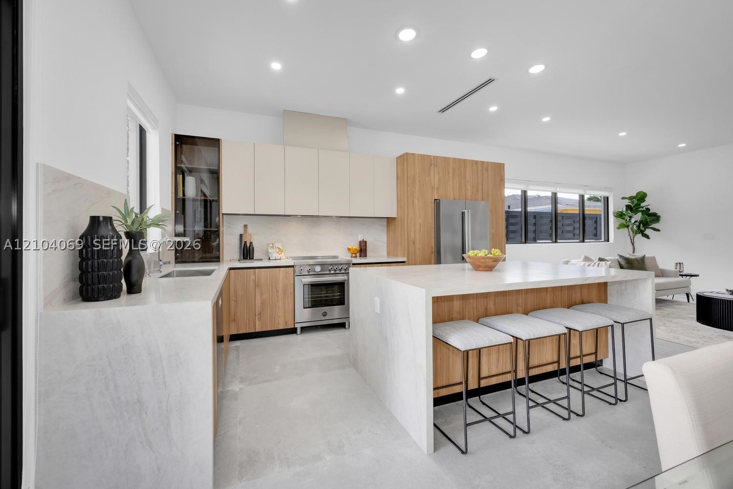 1771 NW 3 St, Miami FL 33125