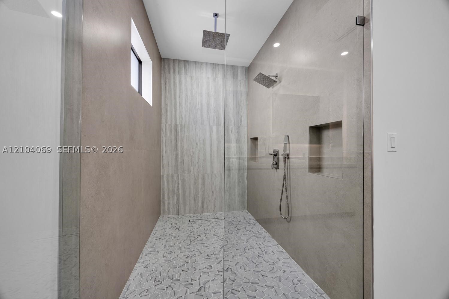 1771 NW 3 St, Miami FL 33125