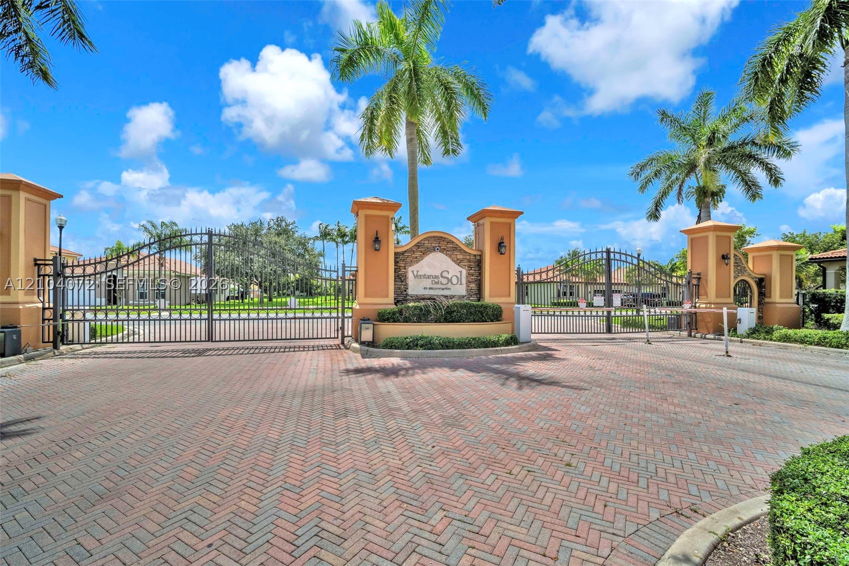 2190 SE 2nd St #2190, Homestead FL 33033