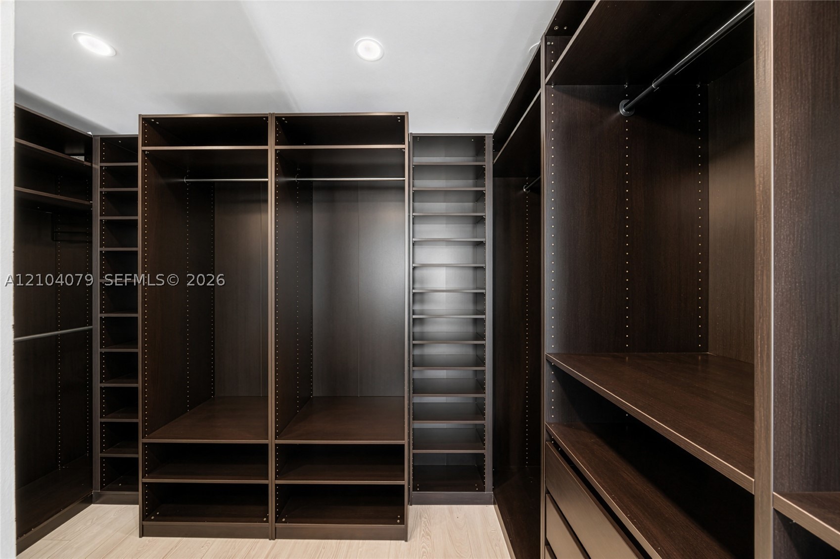 1040 Biscayne Blvd #4602, Miami FL 33132